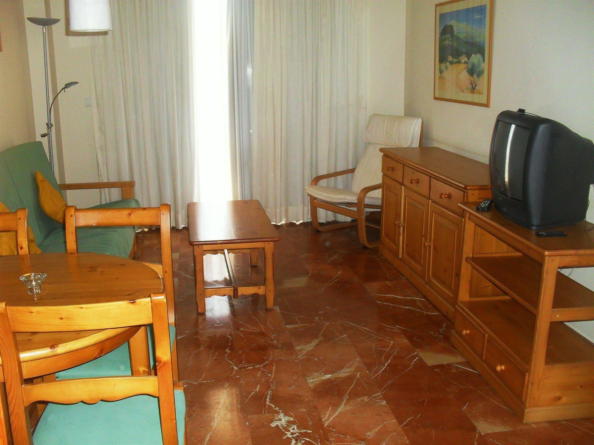 Aparthotel Residencial Vidalbir L'Alfàs del Pi Esterno foto